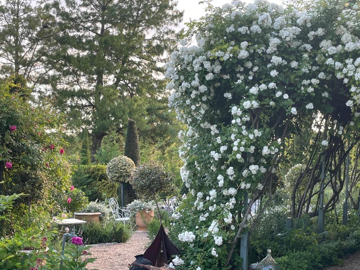 Les Jardins Haute Couture Huismes Eksteriør bilde