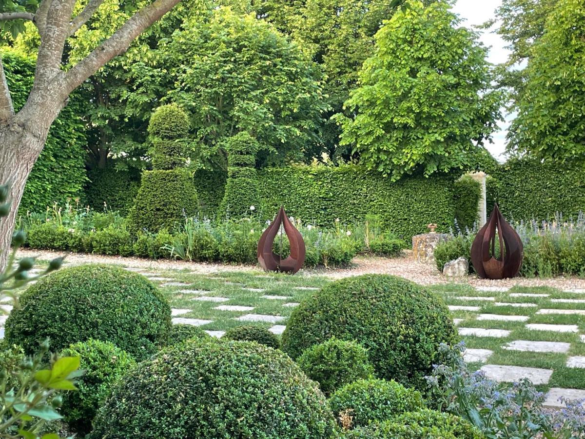 Les Jardins Haute Couture Huismes Eksteriør bilde